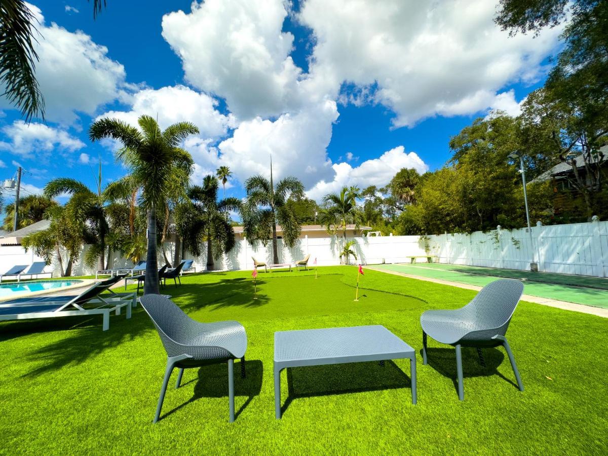 2Q Beds Studio Apt With Shared Pool 01 Clearwater Exterior photo